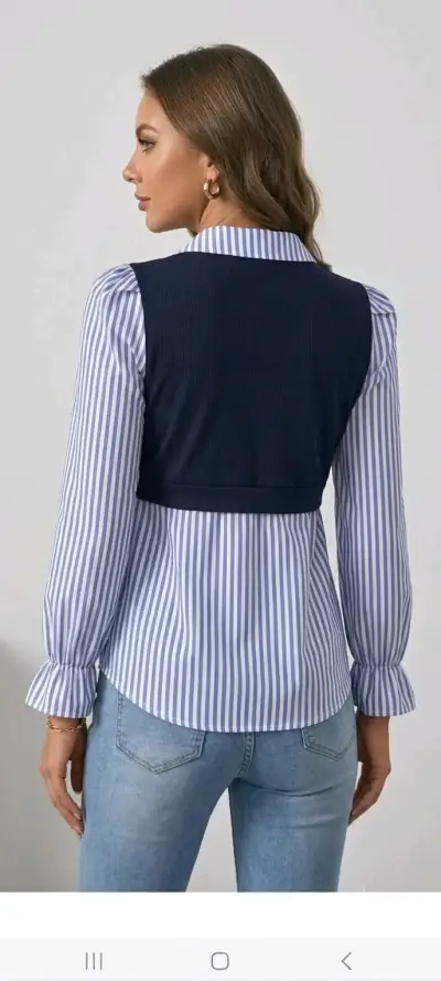 Blusa de rayas con chaleco azul marino talla M - miniatura 3
