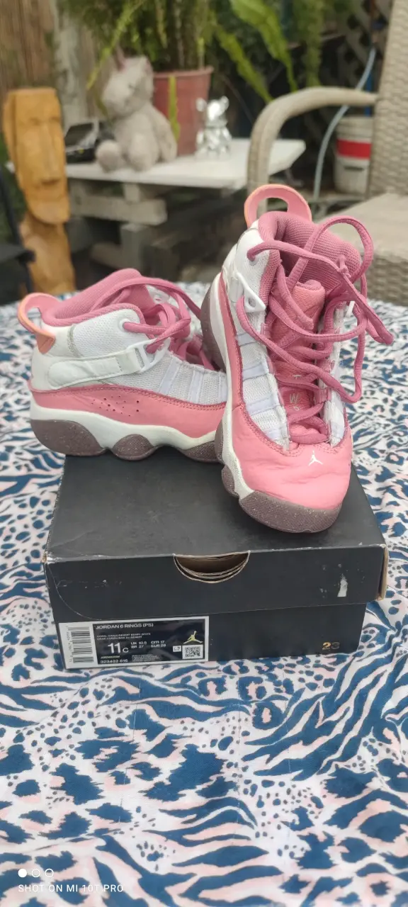 Zapatillas deportivas Air Jordan blancas y rosadas - 3