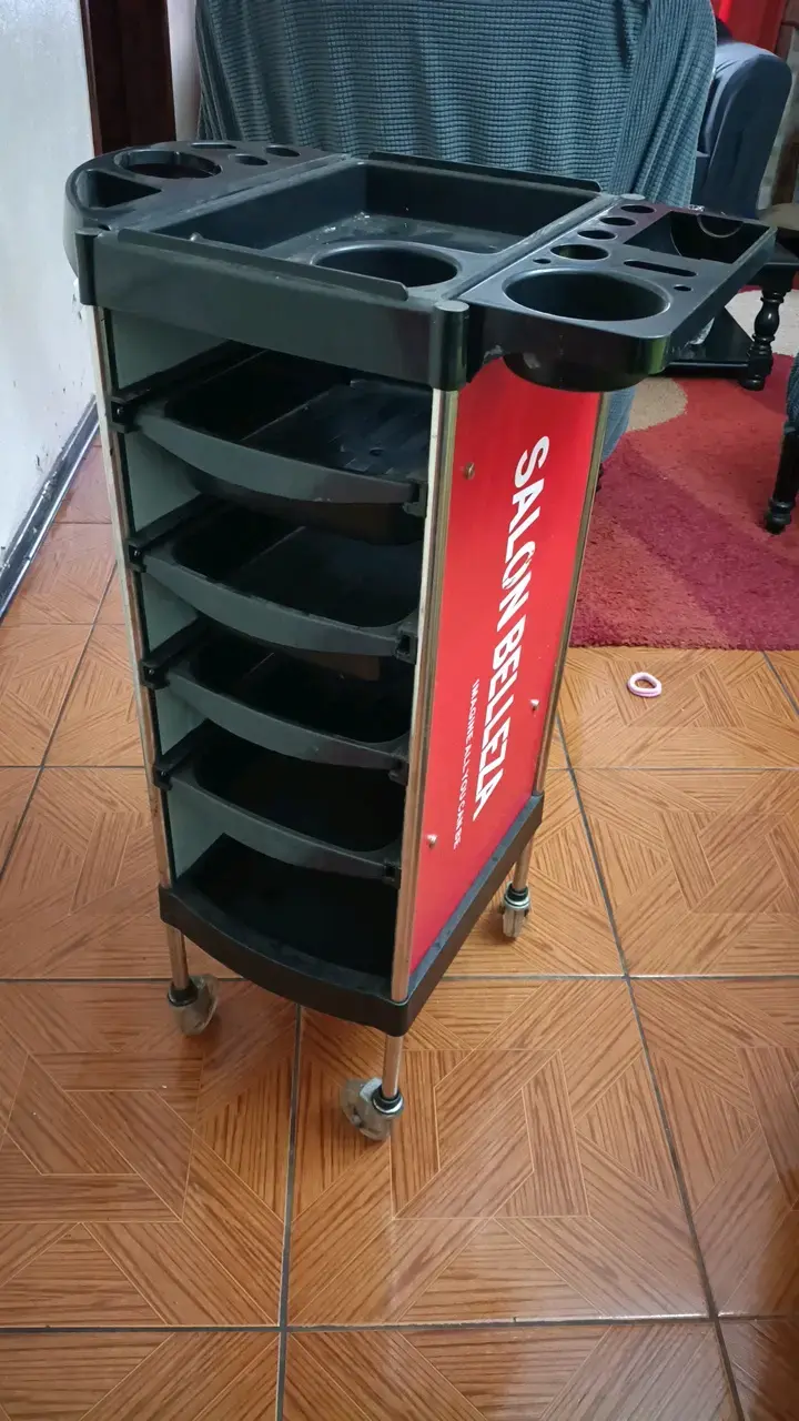 Carro organizador para salón de belleza - 1