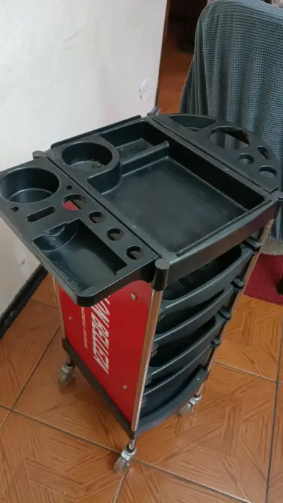 Carro organizador para salón de belleza - miniatura 2