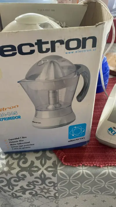 Exprimidor eléctrico Electron EA-145 1 litro - miniatura 1