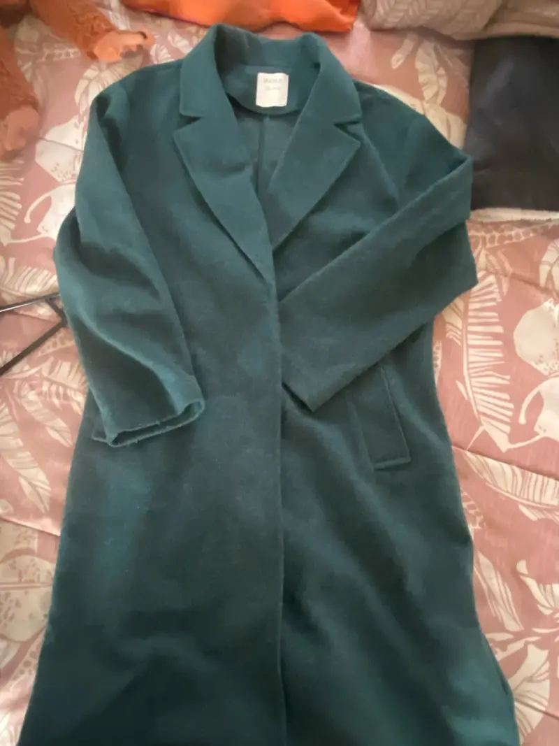 Abrigo verde oscuro de lana para mujer