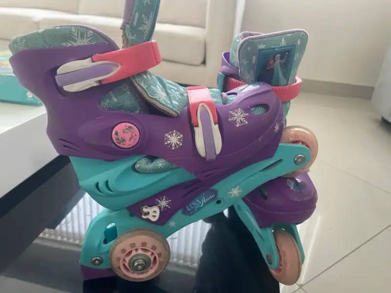 Patines ajustables Frozen Disney para niñas - 1