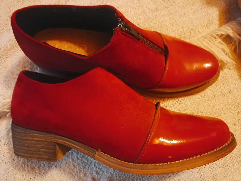 Botines rojos de gamuza con cierre lateral - 3