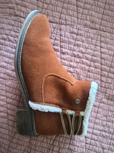 Botines de gamuza marrón con forro de lana - miniatura 3