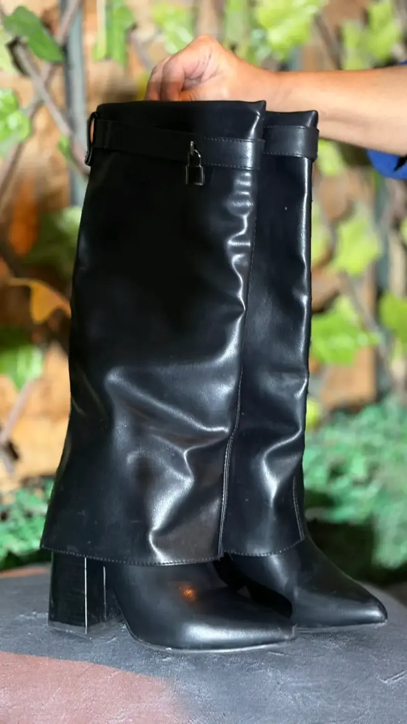 Botas negras shark talla 35 - 2