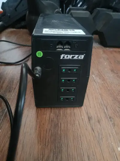 UPS Forza NT-512C para protección eléctrica - miniatura 2