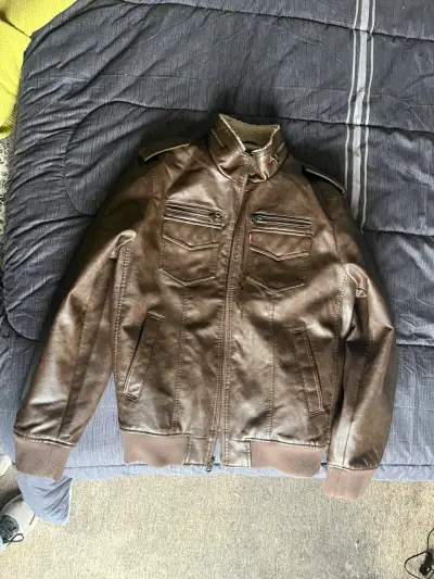 Chaqueta Levis Hombre Sherpa Collar Café talla L - miniatura 1