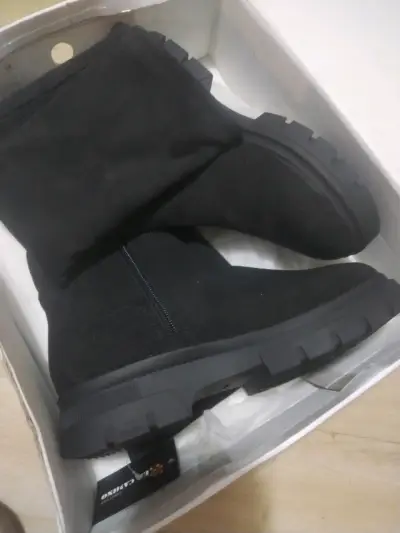Botas negras de gamuza con cierre lateral - miniatura 2