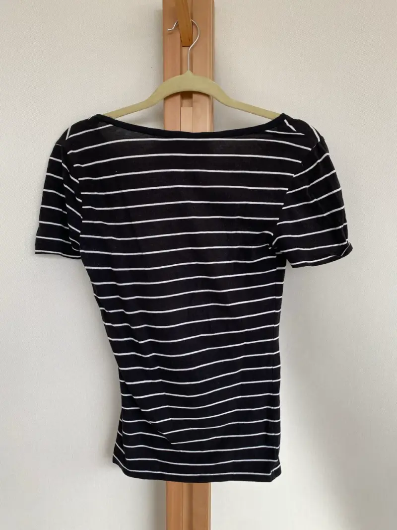 Polera a rayas negra y blanca H&M - 2