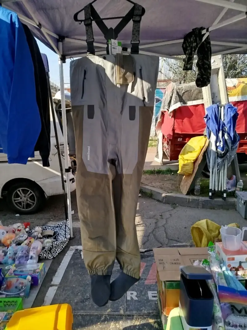 Pantalones impermeables Patagonia para pesca