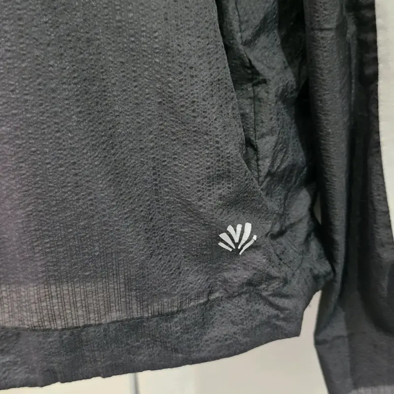 cortaviento forever 21 talla M - 3