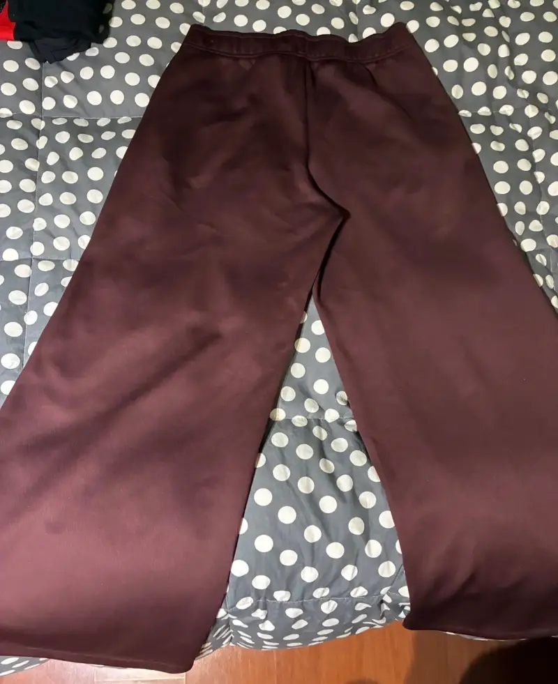 Pantalones deportivos Nike wardobe burdeo - 4