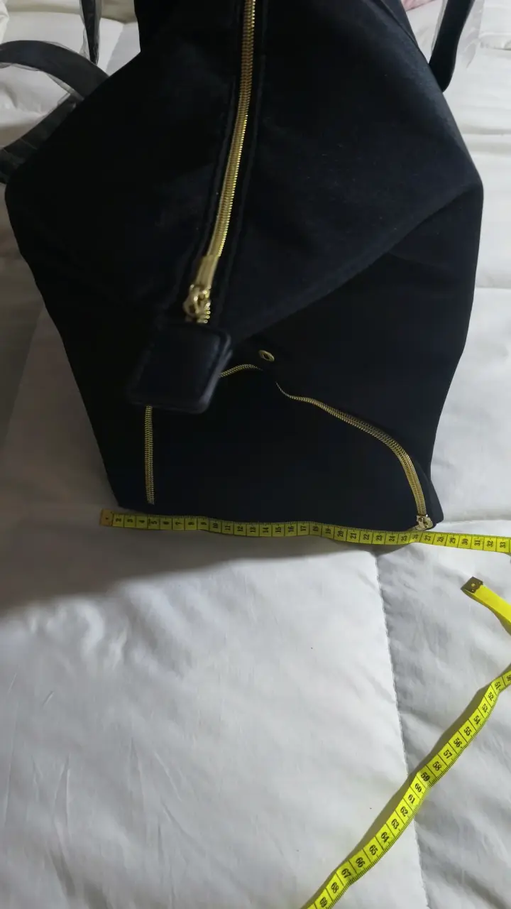 Bolso negro Boss Parfums elegante - 2