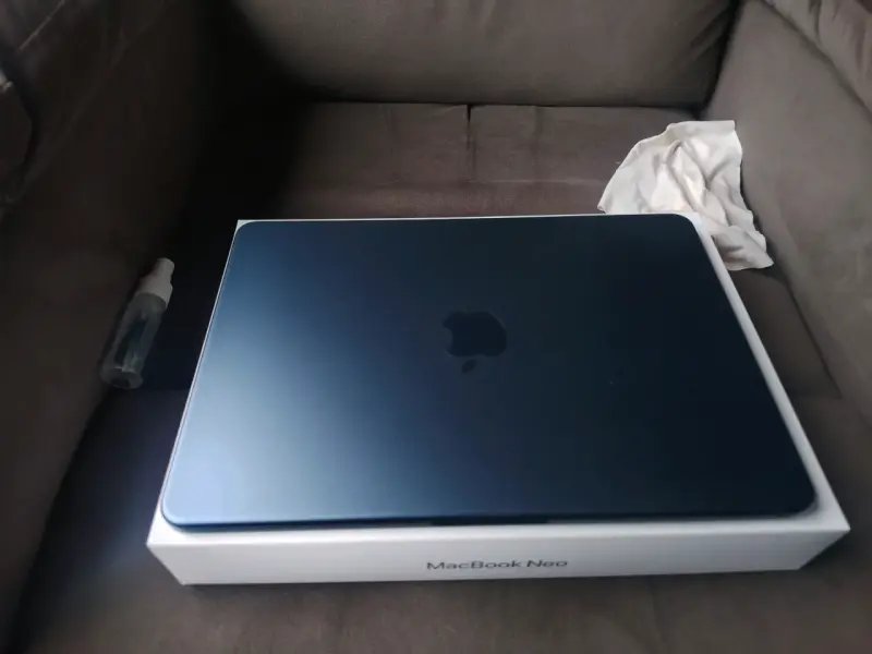 Laptop MacBook Neo en excelente estado - 3
