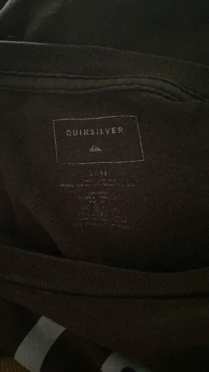 Polera negra Quiksilver unisex - 3