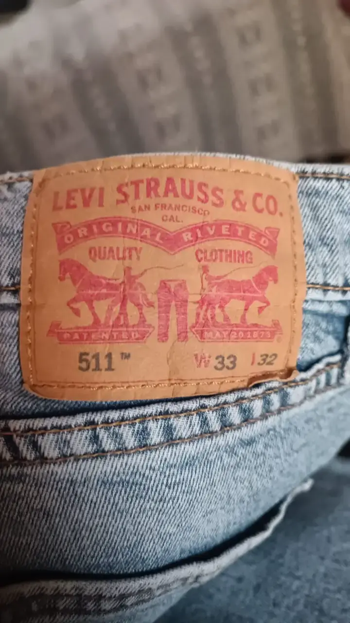 Jeans desgastados de mezclilla azul claro - 2