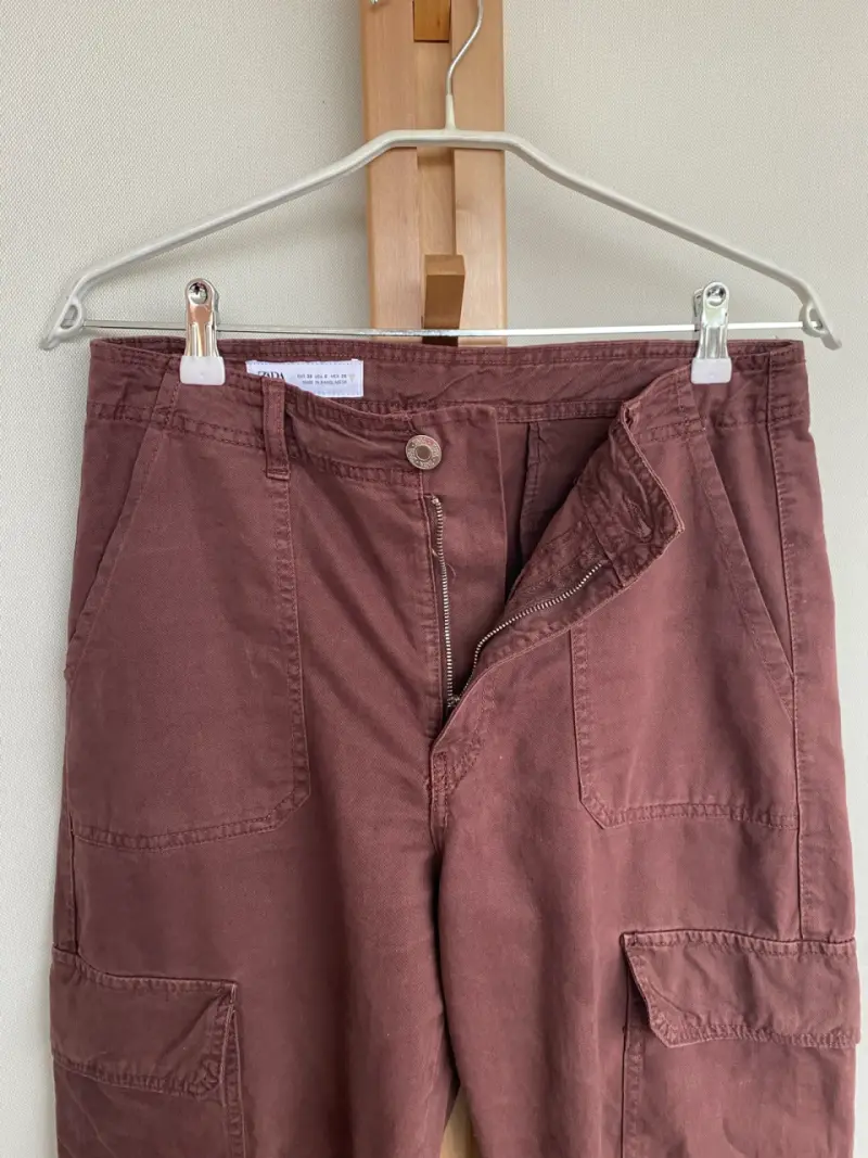 Pantalones cargo marrones Zara talla 38 - 2