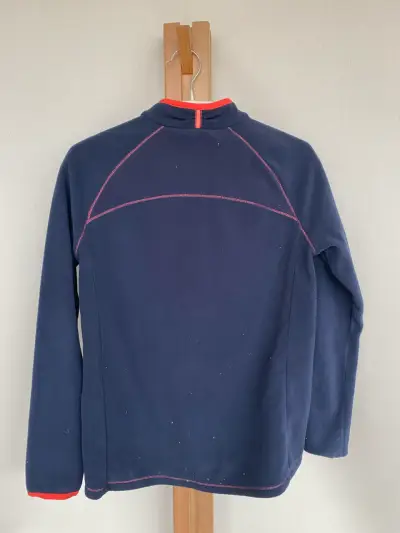 Polar Quechua azul con cierre rojo de Decathlon - miniatura 3