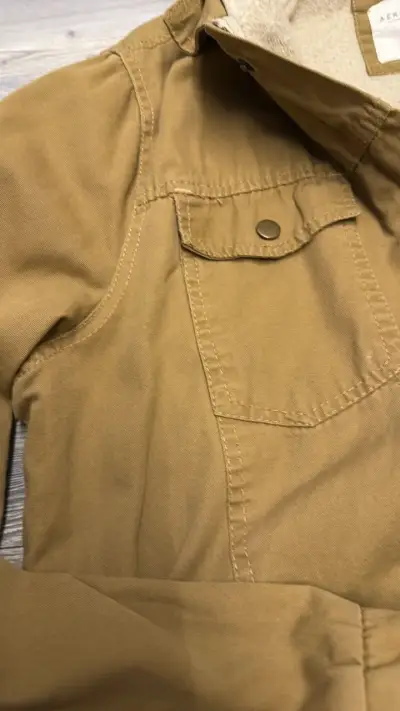 Chaqueta marrón con capucha para hombre - miniatura 3