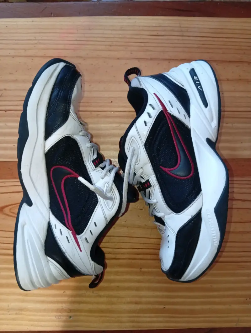 Zapatillas deportivas Nike Air blancas y negras - 6