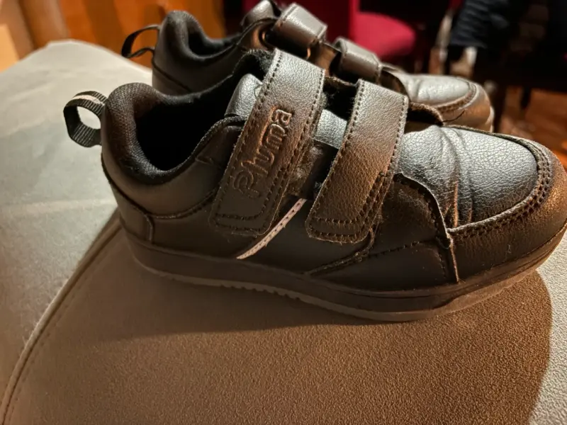 Zapatillas escolares negras con velcro - 3
