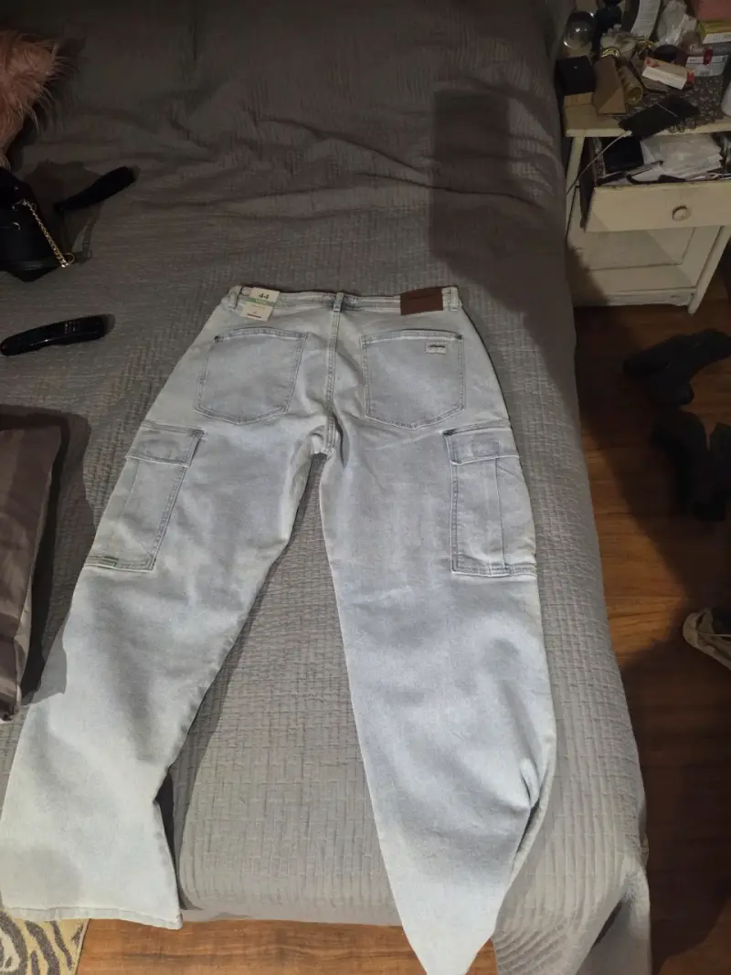 Jeans cargo celeste claro para hombre - 4