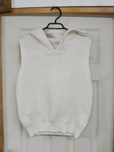 Chaleco sin mangas blanco con capucha - miniatura 1