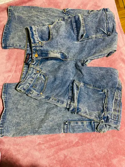 Polera Tommy Jeans blanca para mujer - miniatura 2