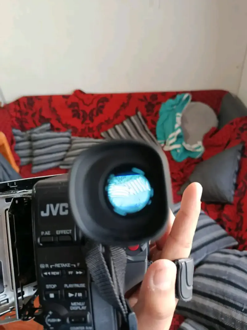 Cámara de video JVC con accesorios completos - 5