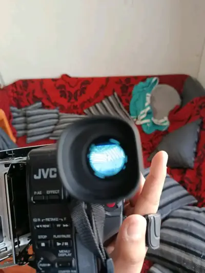Cámara de video JVC con accesorios completos - miniatura 5