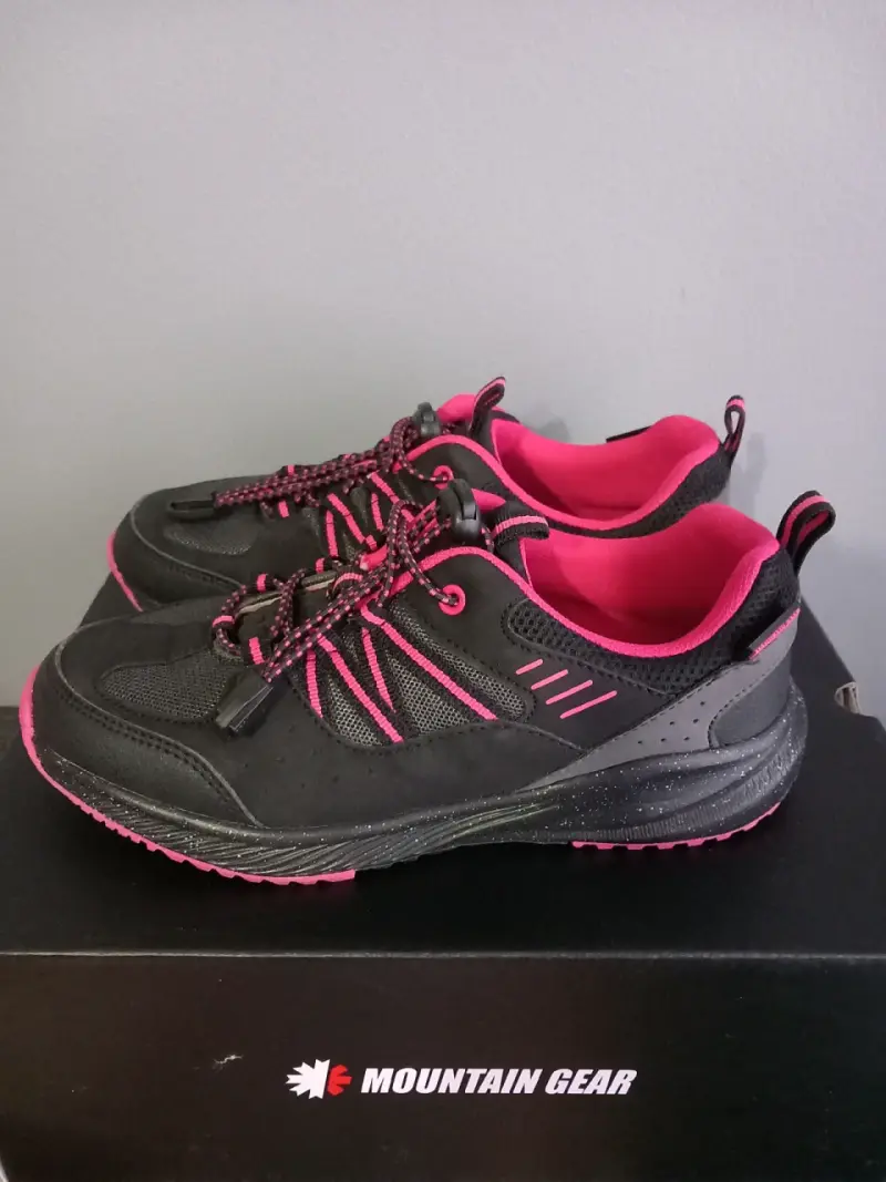 Zapatillas deportivas Mountain Gear negras y rosad - 2