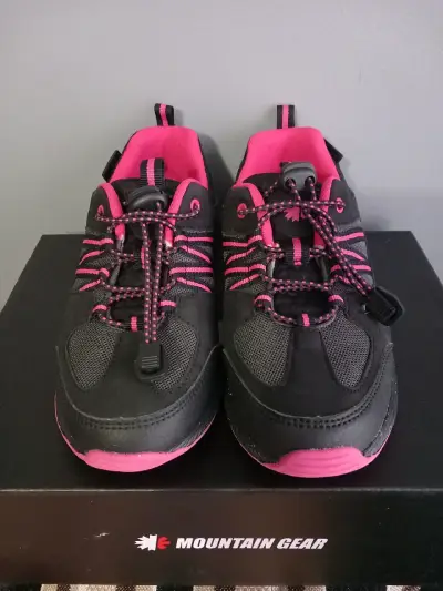 Zapatillas deportivas Mountain Gear negras y rosad - miniatura 3
