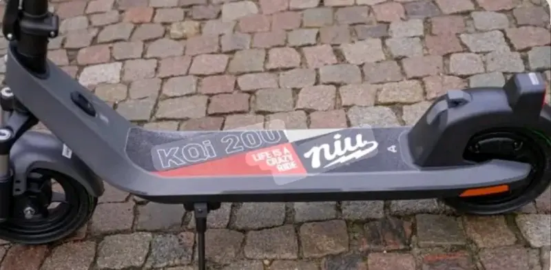 Scooter Eléctrico NIU KQi 200F – Excelente Estado - 4