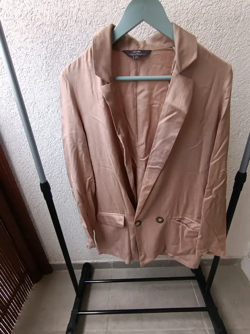 Blazer beige de mujer talla S - 1