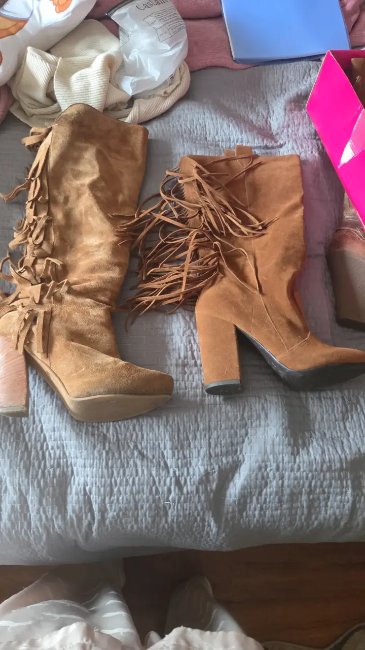 Botas de gamuza marrón con flecos,altas - 2