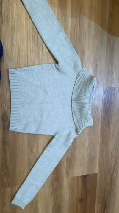 Suéter off-shoulder - miniatura 3