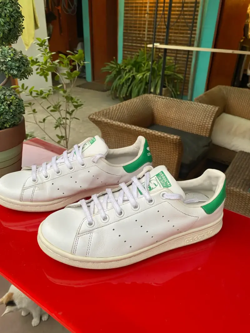 Zapatillas Adidas Stan Smith blancas y verdes - 4