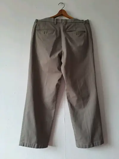 Pantalon Dockers Color Khaki de vestir para hombre - miniatura 2