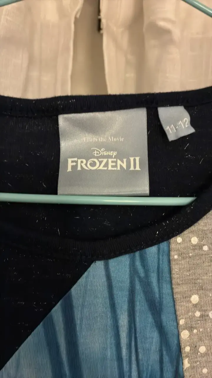 Vestido Frozen para niña con estampado de Elsa y Anna - 2