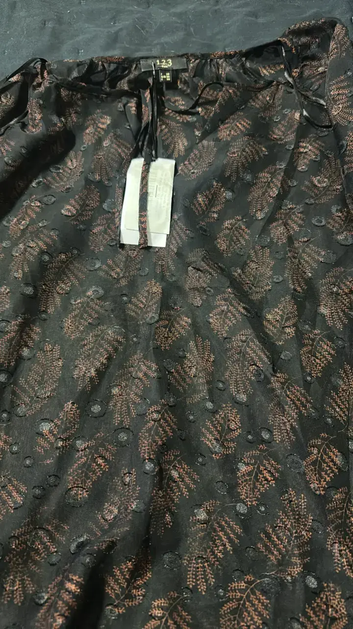 Blusa negra estampada 1.2.3 Paris