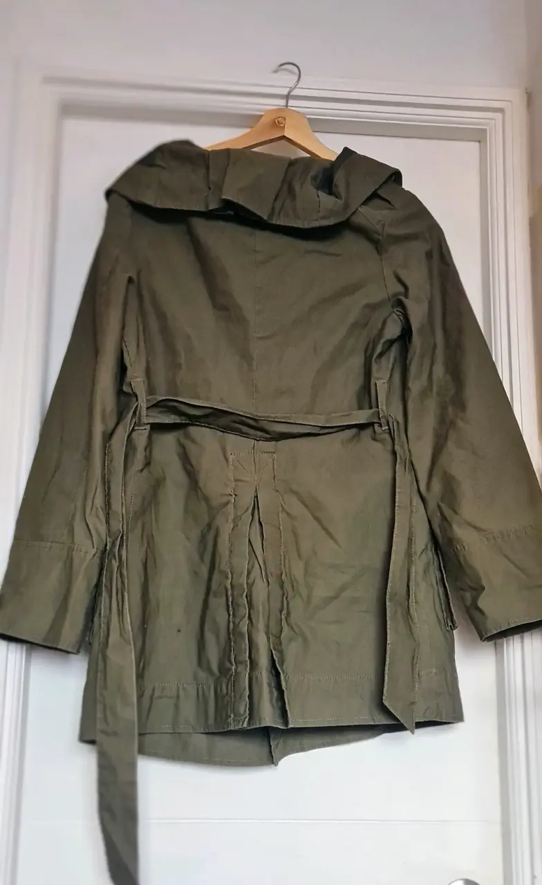 Abrigo verde militar con capucha Firetrap - 3