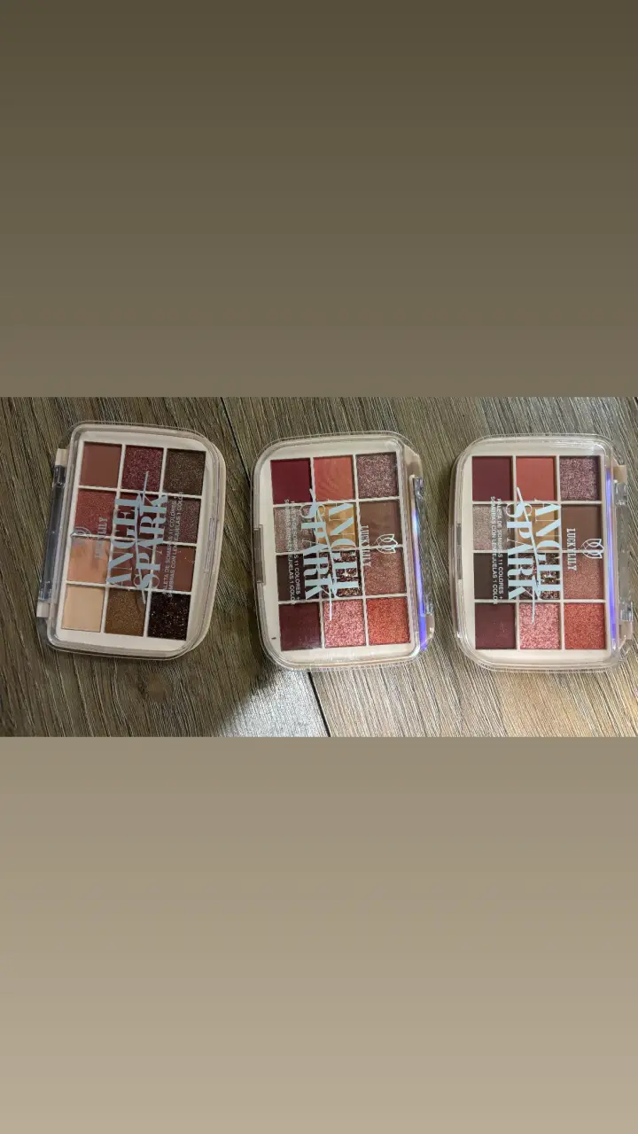 Paleta de sombras Angel Spark tonos cálidos