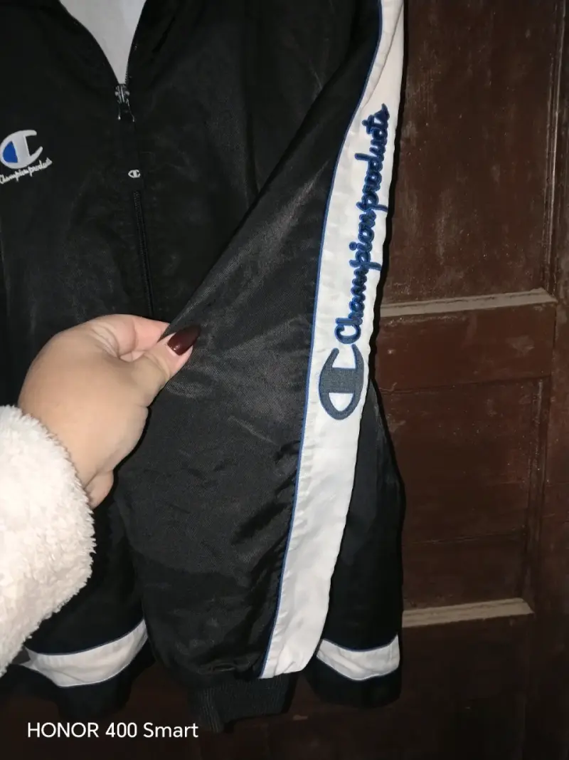 Chaqueta deportiva Champion negra con cierre - 4