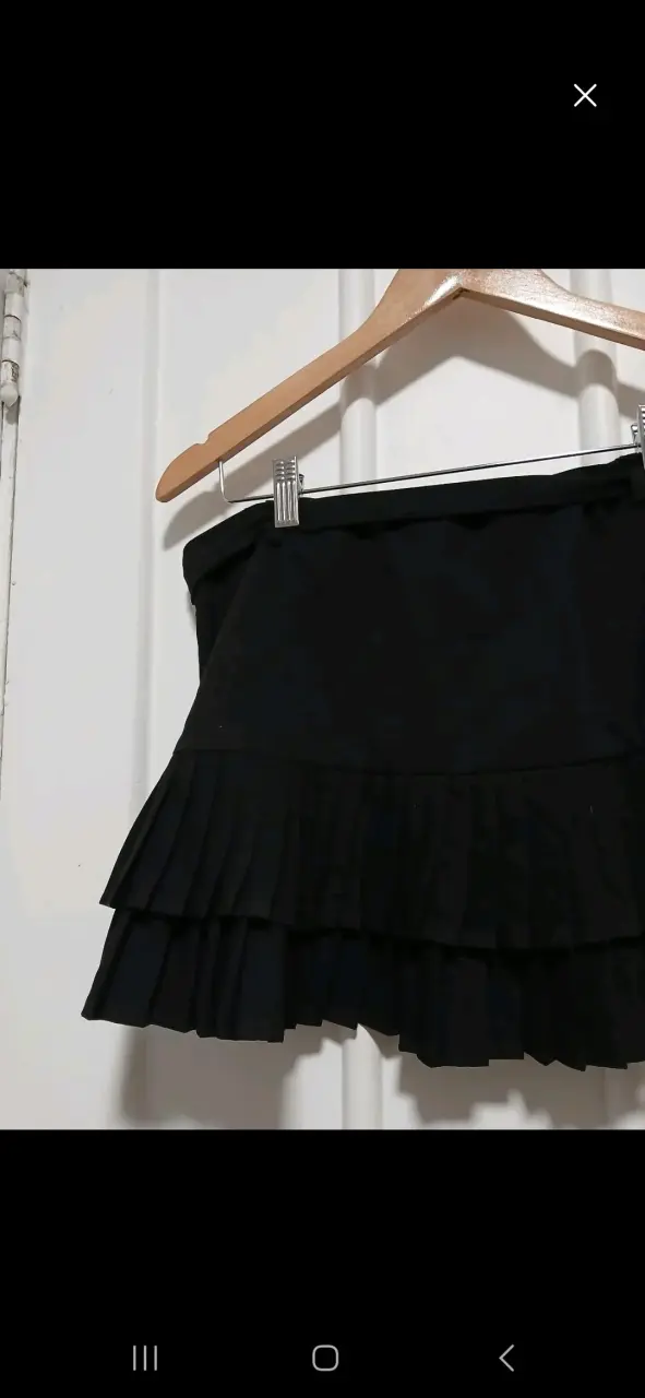 Falda negra con volantes - 2