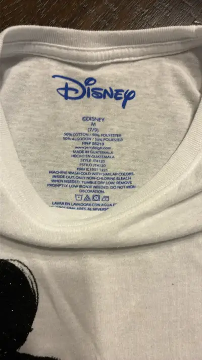 Polera blanca con diseño de Mickey Mouse - miniatura 3