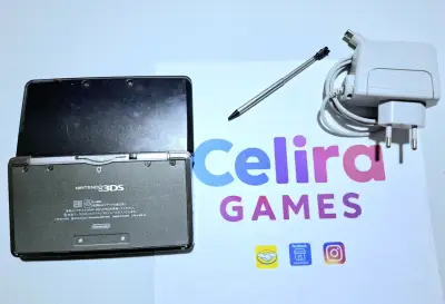 Consola Nintendo 3DS liberada con juegos - miniatura 3