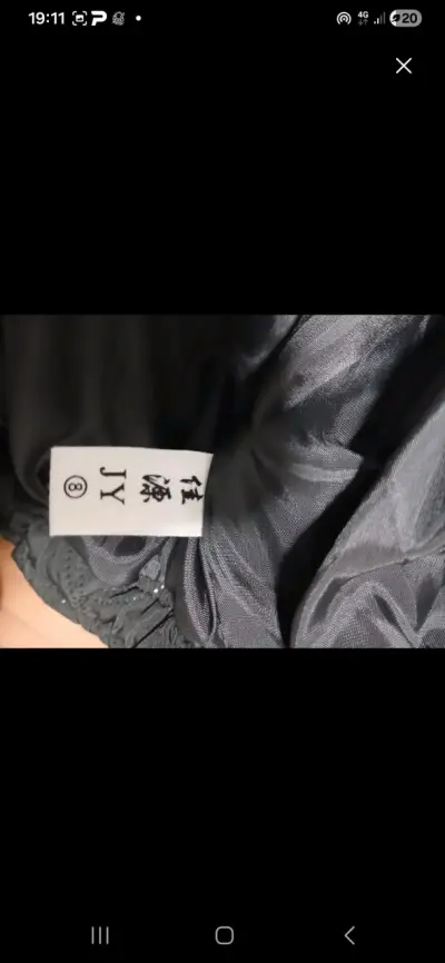 Chaqueta acolchada negra para mujer - miniatura 5
