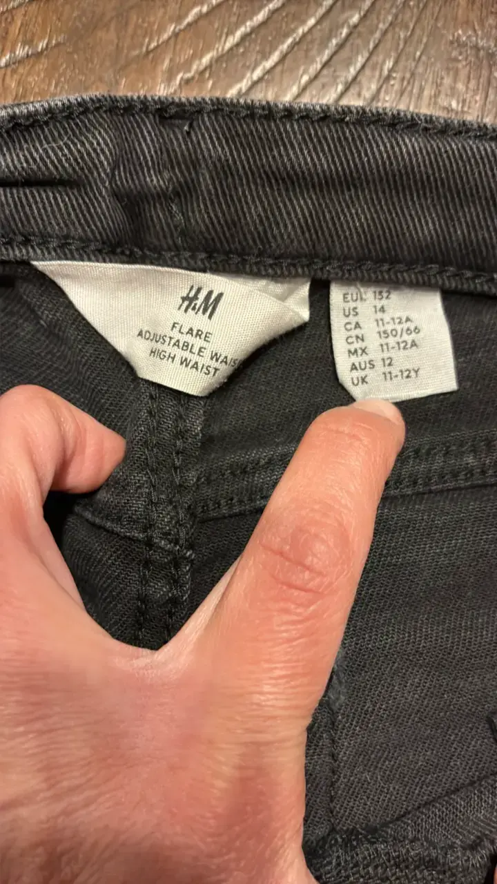 Jeans negros desgastados para mujer - 2