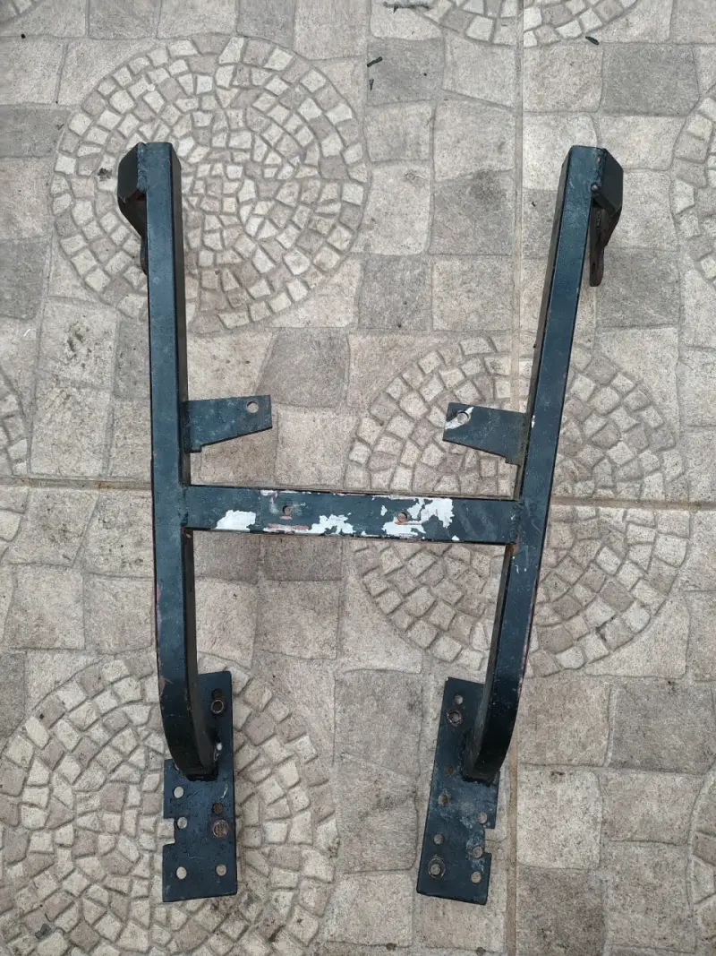 Soporte metálico para Moto - 2